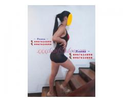AQUÍ TIENES A UNA JOVEN MUÑEQUITA Y ESTA CALIENTITA